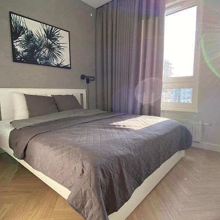 Apartament Aurora Apartment Opolznevoye Bagian luar foto